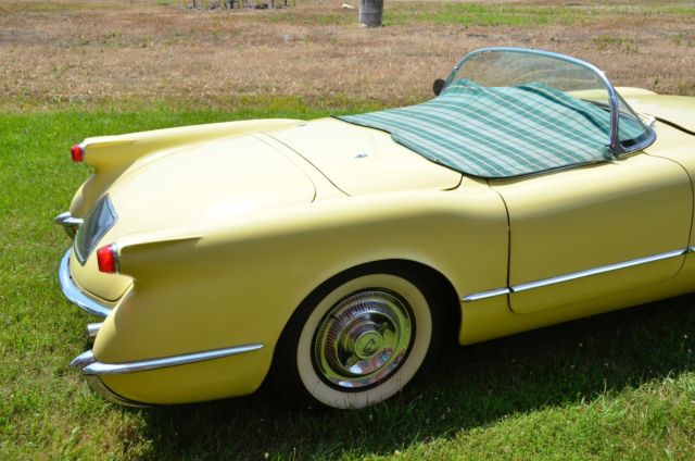 1955 Harvest Gold Chevrolet Corvette Roadster
