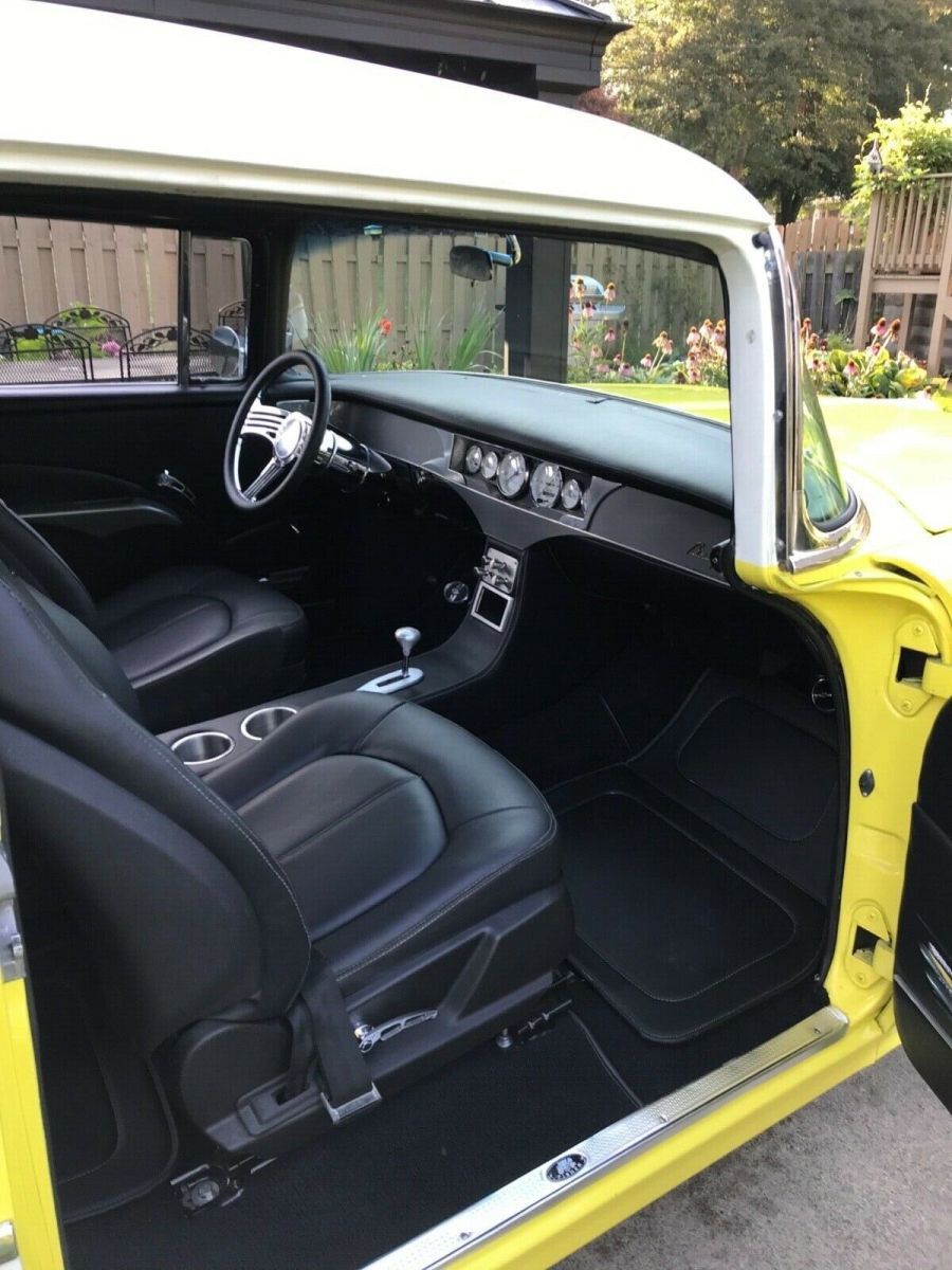 1955 Yellow Chevrolet Bel Air/150/210 Sedan