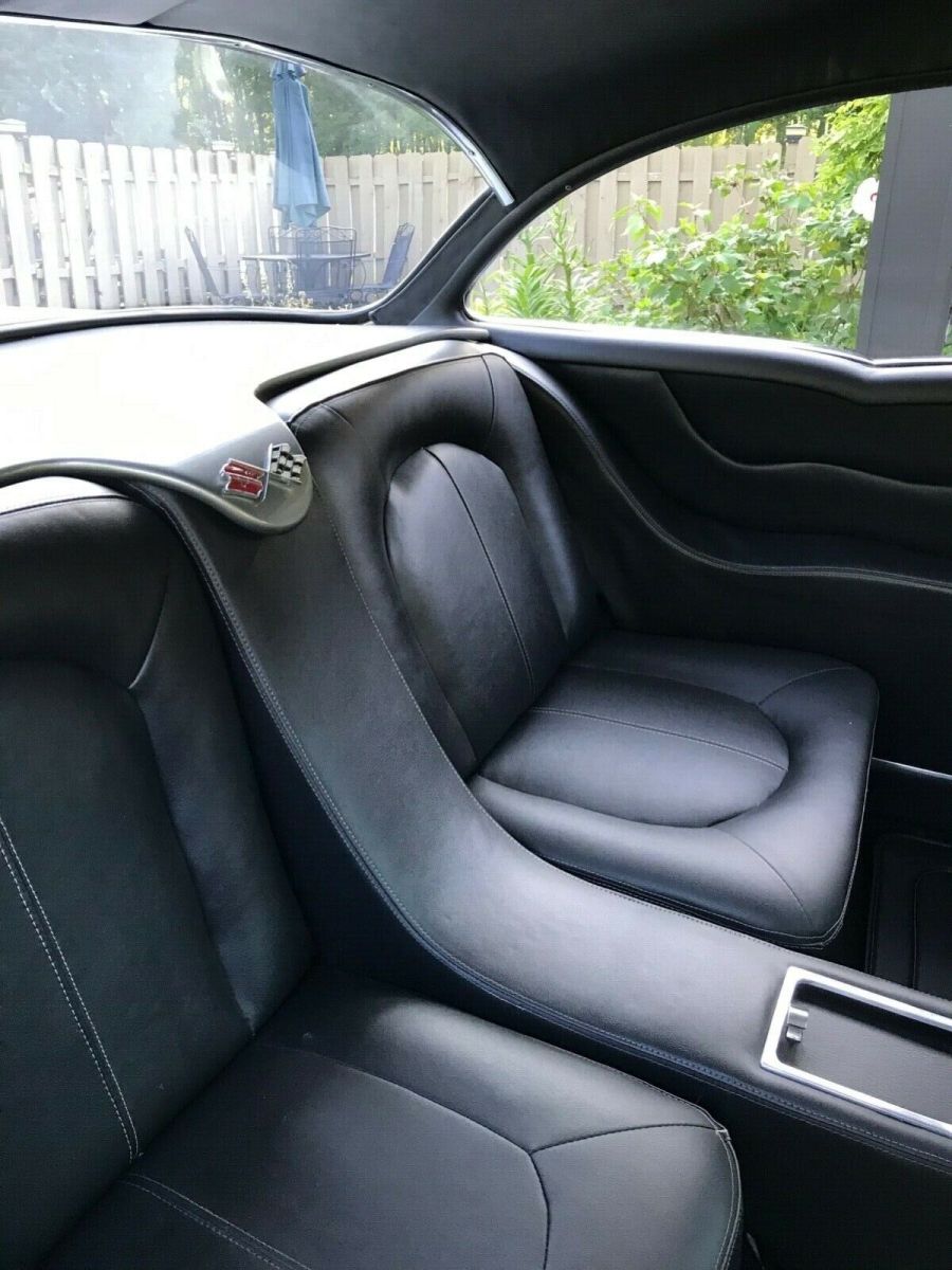 1955 Yellow Chevrolet Bel Air/150/210 Sedan