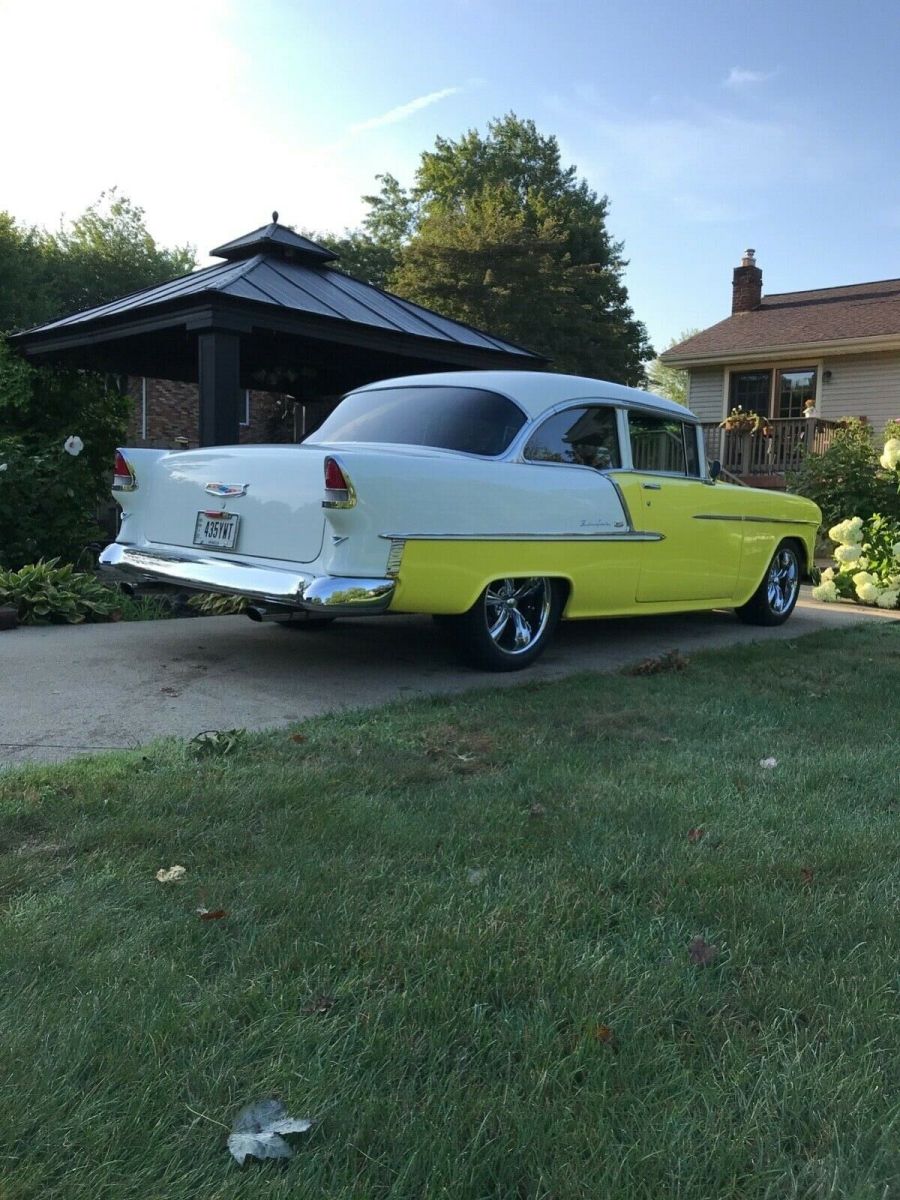 1955 Yellow Chevrolet Bel Air/150/210 Sedan