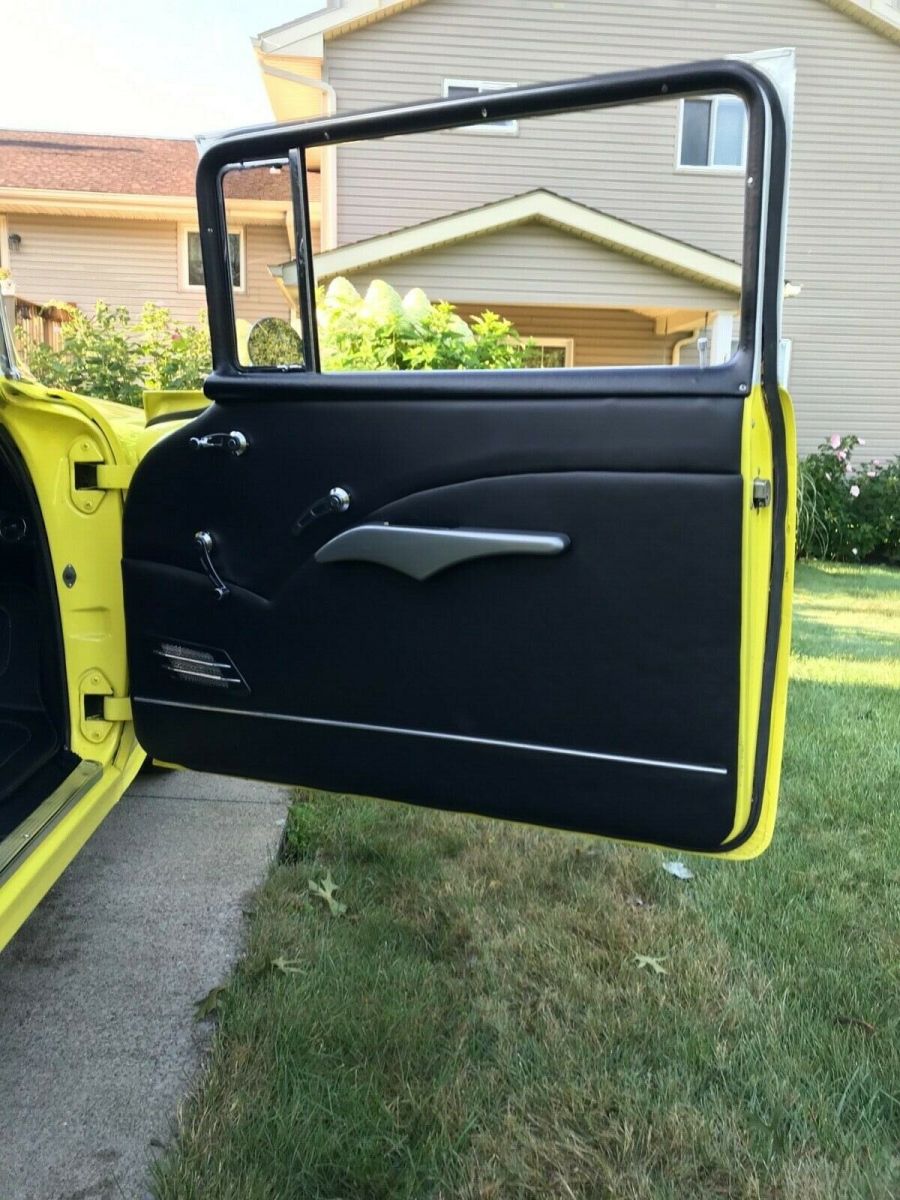 1955 Yellow Chevrolet Bel Air/150/210 Sedan