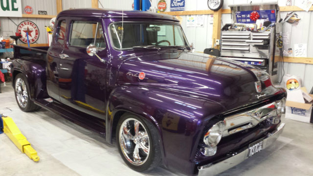 1955 Purple pearl Ford F-100 Pickup
