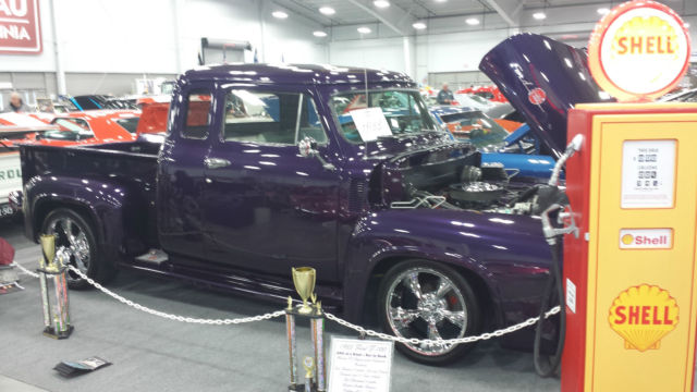 1955 Purple pearl Ford F-100 Pickup