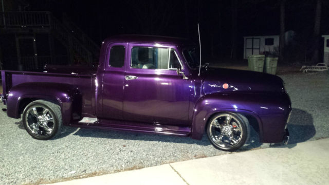 1955 Purple pearl Ford F-100 Pickup