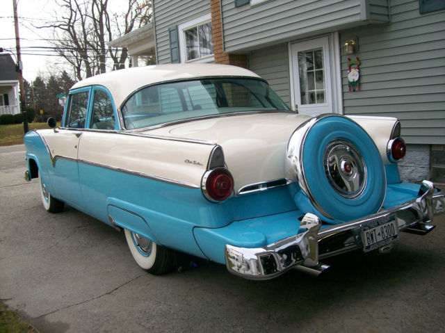 1955 Blue Ford Fairlane U/K
