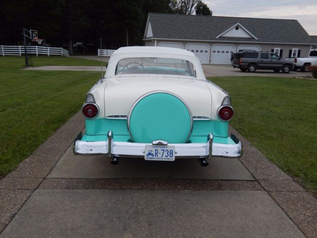 1955 Green Ford convertible Convertible