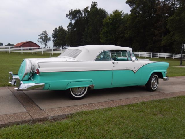 1955 Green Ford convertible Convertible