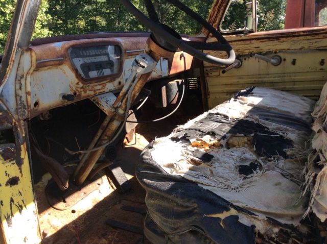 1955 Yellow Ford F-100 Pickup