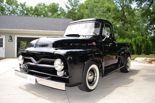 1955 Black Ford F-100 TRUCK