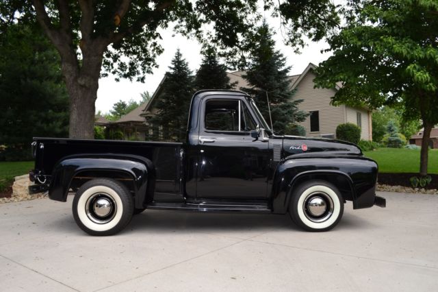 1955 Black Ford F-100 TRUCK