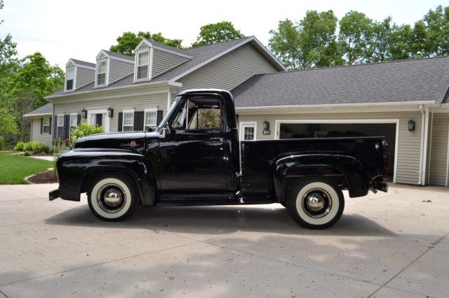 1955 Black Ford F-100 TRUCK