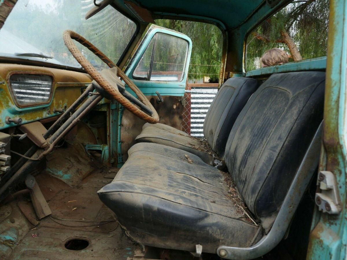 1955 Ford F-100 Standard Cab Pickup