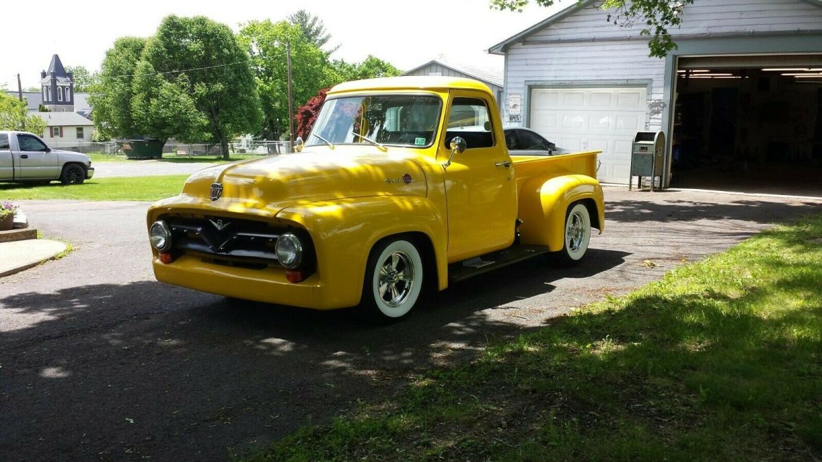 1955 Ford F-100 Standard Cab Pickup