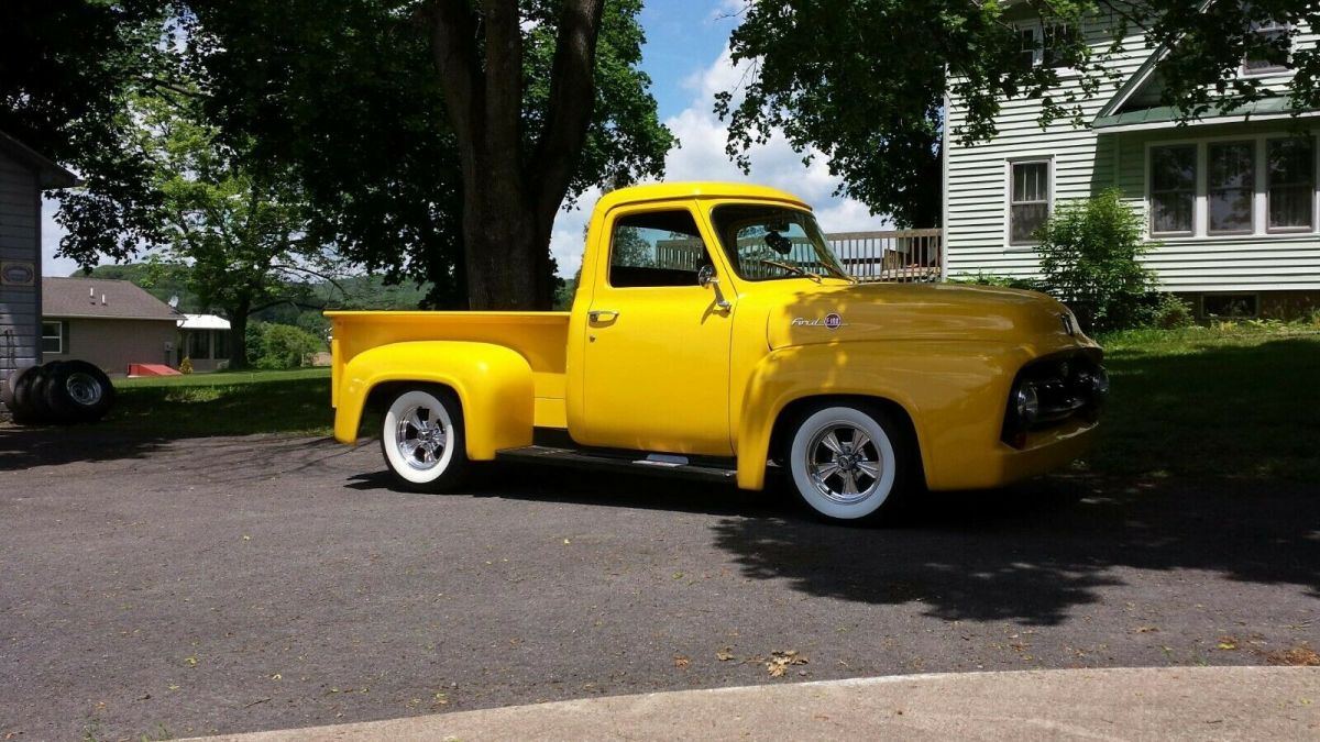 1955 Ford F-100 Standard Cab Pickup