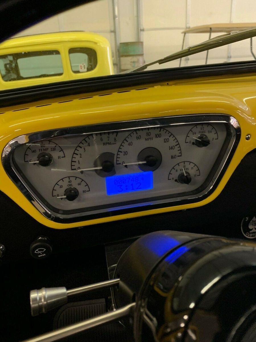 1955 Ford F-100 Standard Cab Pickup