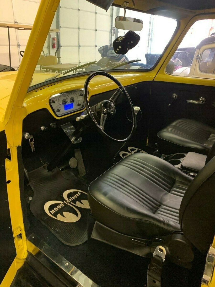 1955 Ford F-100 Standard Cab Pickup