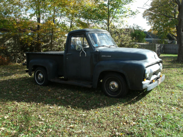 1955 Ford F-100 Standard Cab Pickup