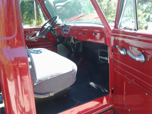 1955 Red Ford F-100 PICKUP