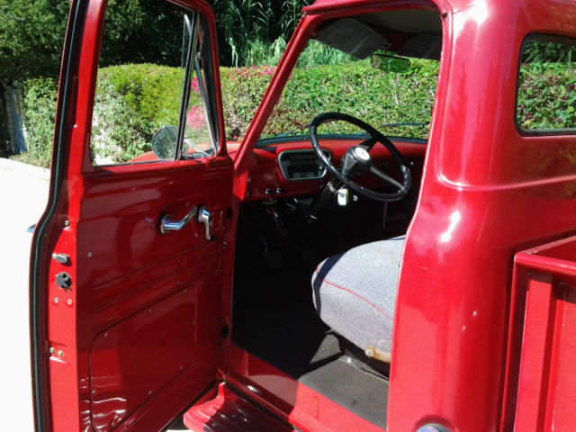 1955 Red Ford F-100 PICKUP