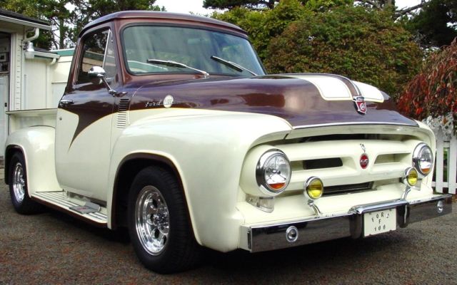1955 cream/brown Ford F-100 shortbed
