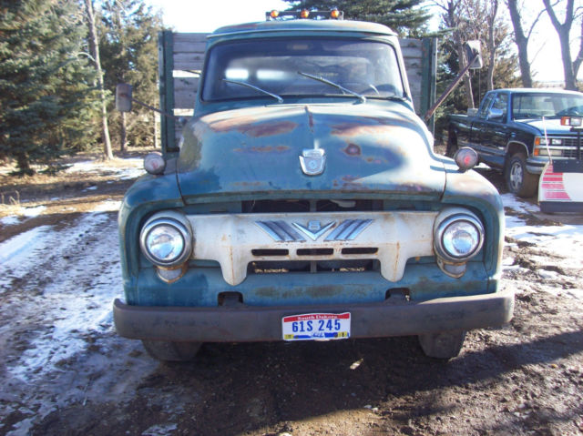 1954 Green Ford F-100 Standard Cab Pickup