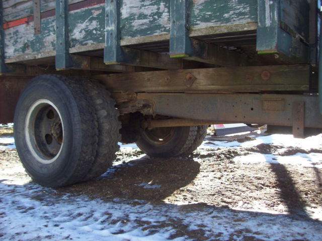 1954 Green Ford F-100 Standard Cab Pickup