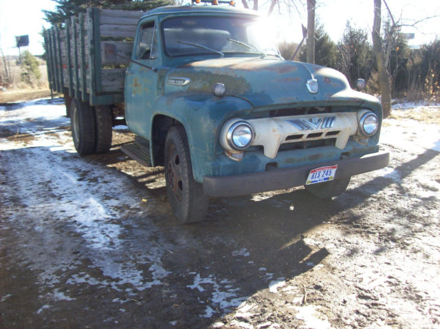 1954 Green Ford F-100 Standard Cab Pickup