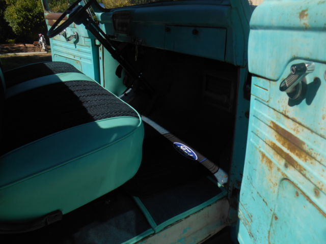 1955 Blue Ford F-100 TRUCK SIGLECAB
