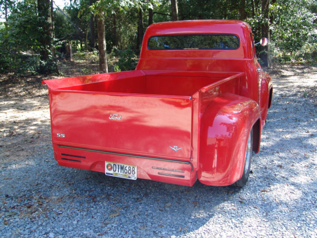 1955 RED Ford F-100 Pick Up