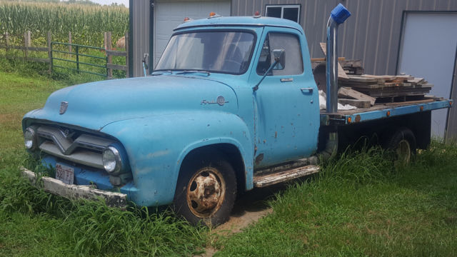 1955 Blue Ford F-350 truck