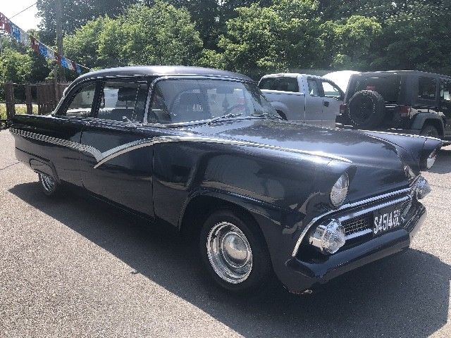1955 Dark purple Ford Fairlane