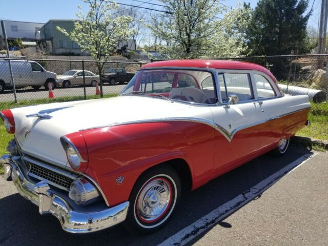 1955 Ford Fairlane