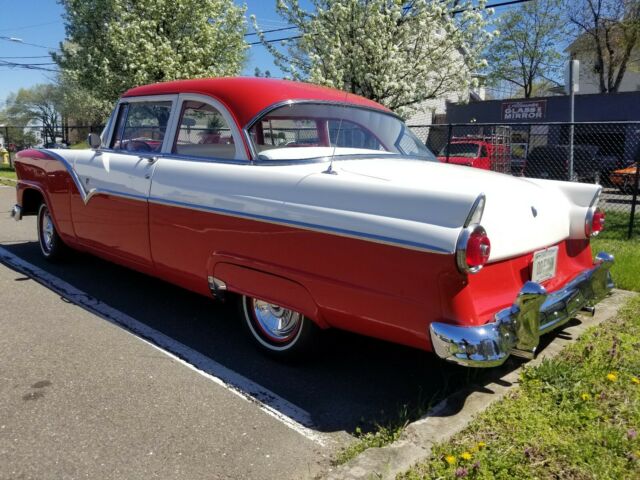 1955 Ford Fairlane