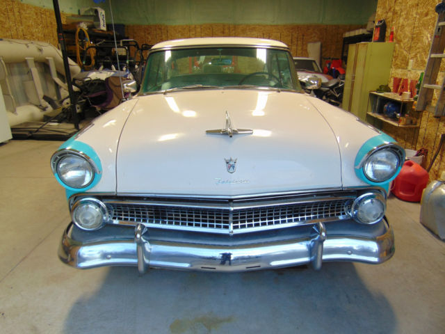 1955 Ford Fairlane