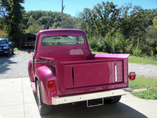1955 Pink Pearl Ford F-100 Step-Side Bed