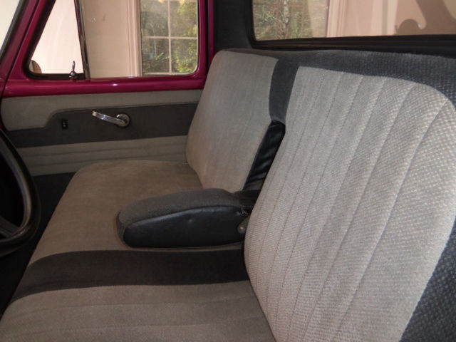 1955 Pink Pearl Ford F-100 Step-Side Bed
