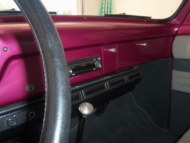 1955 Pink Pearl Ford F-100 Step-Side Bed