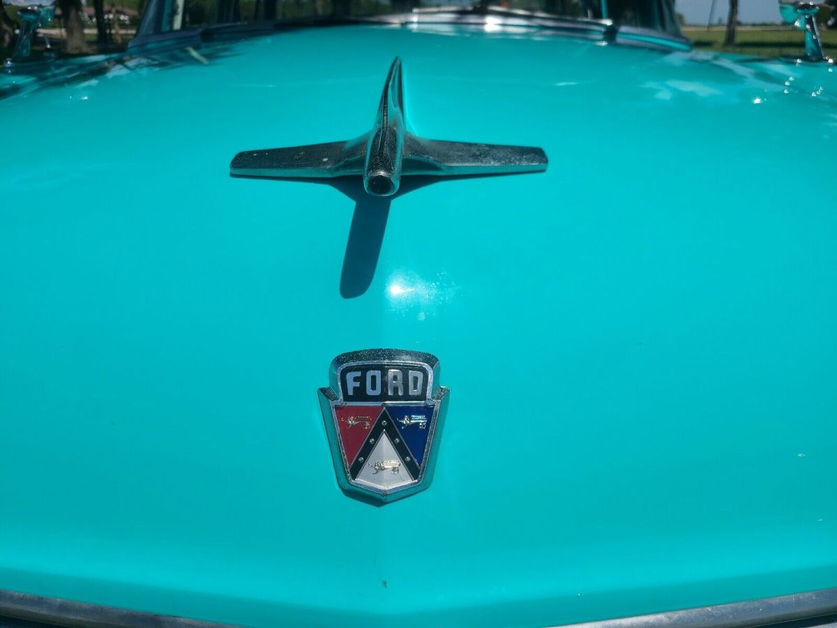 1955 Blue Ford sedan Sedan