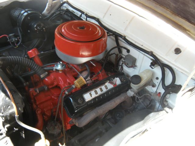 1955 RED & WHITE Ford Fairlane Wagon