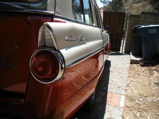 1955 RED & WHITE Ford Fairlane Wagon
