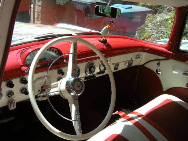 1955 RED & WHITE Ford Fairlane Wagon