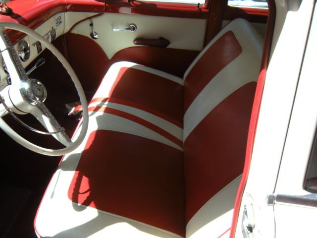 1955 RED & WHITE Ford Fairlane Wagon