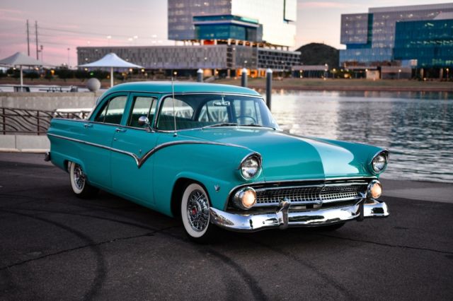 1955 turquoise Ford Fairlane