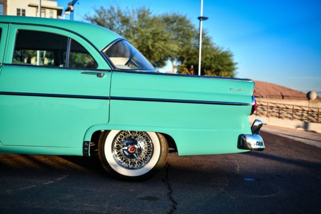 1955 turquoise Ford Fairlane