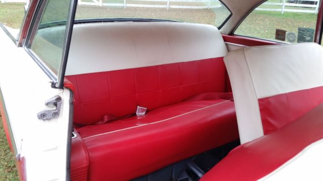 1955 Red/white Ford Fairlane Hardtop