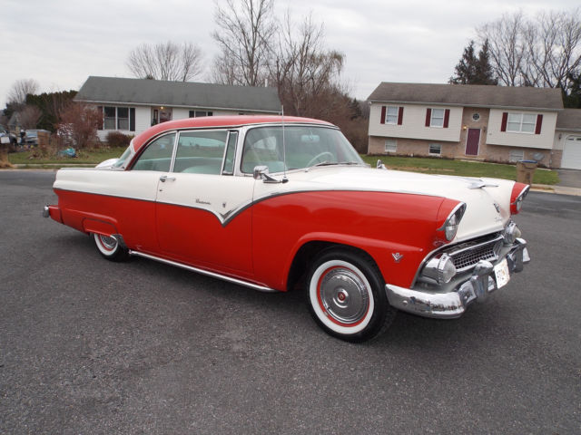 1955 Ford Victoria