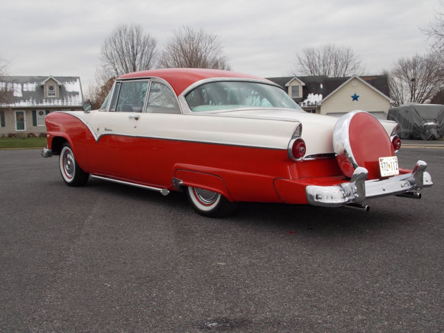 1955 Ford Victoria