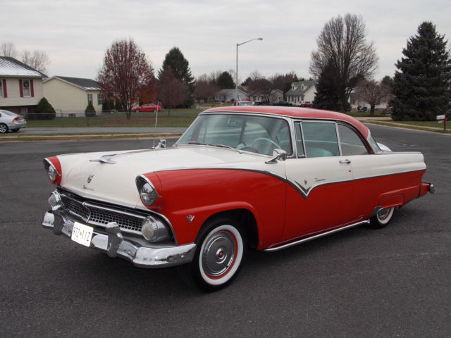 1955 Ford Victoria