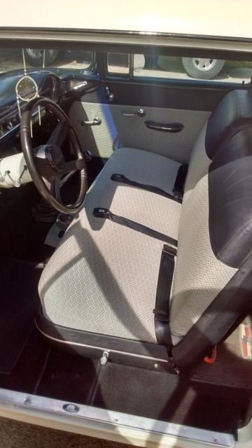 1955 Ivory Chevrolet Bel Air/150/210 2 door wagon