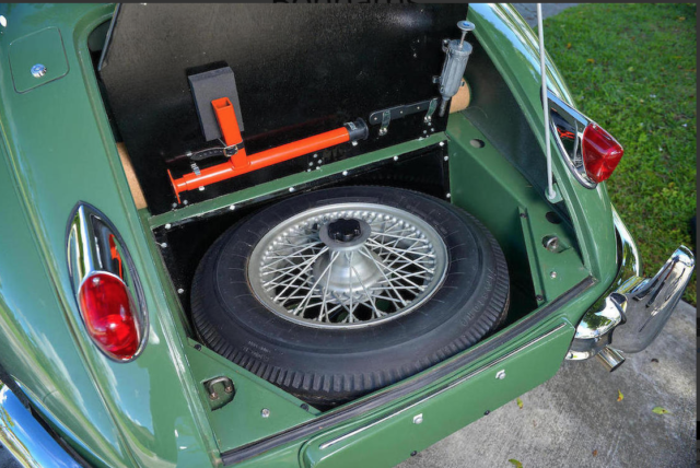 1955 Geen Jaguar XK Convertible